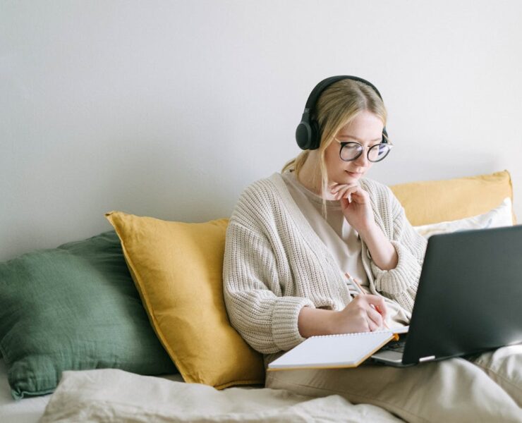 Make Money While Studying Abroad